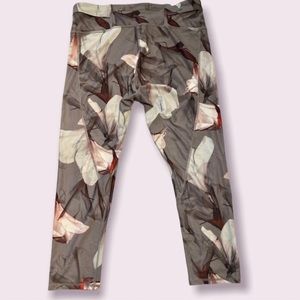 Fabletics Flower leggings